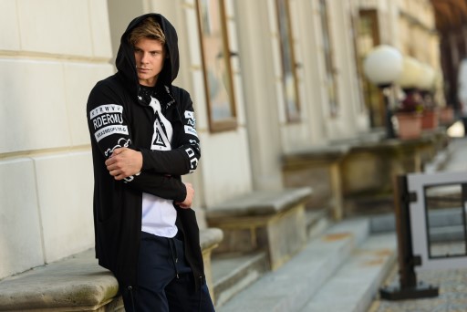 Koszula w kratę vichy. Z czym ją nosić?